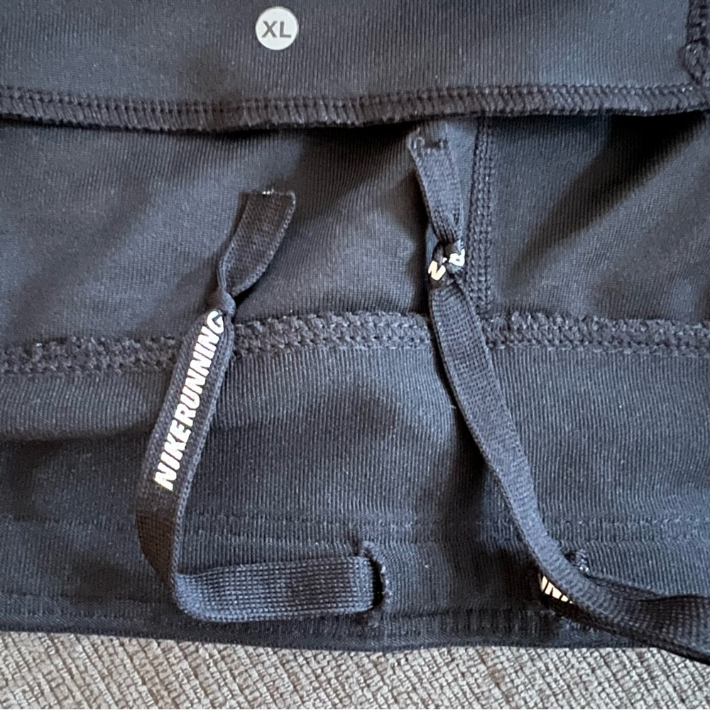 Womens NIKE Running Dri-Fit Cropped Drawstring Pants w/Reflectors & Pocket Sz XL - Picture 8 of 8